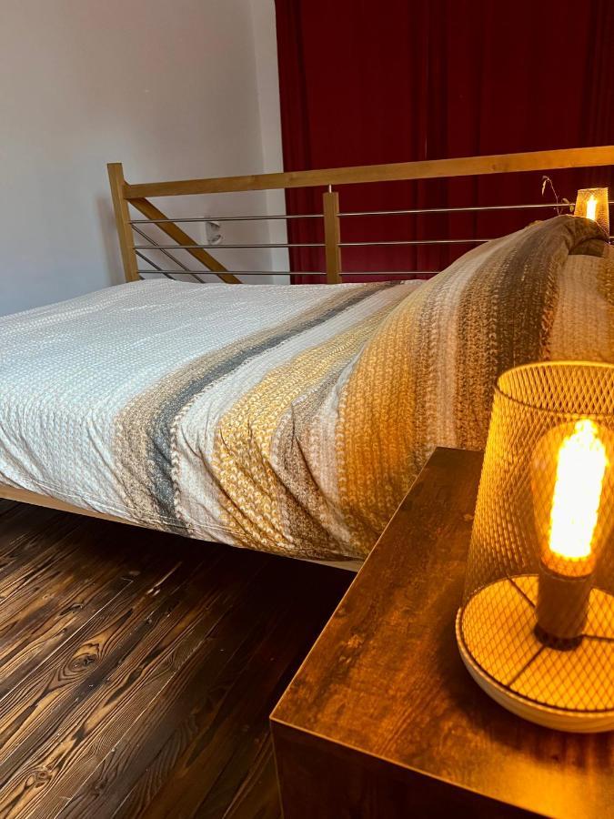 Capstay La Louvière Eksteriør bilde
